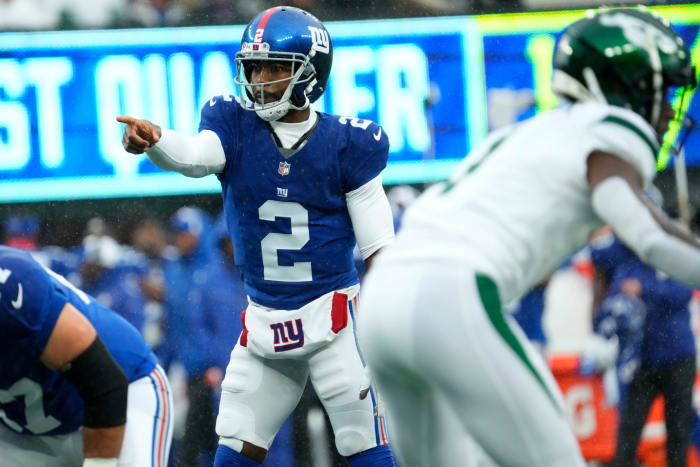 October 29, 2023; East Rutherford, NJ, USA; New York Giants quarterback Tyrod Taylor (2) is shown early in the first quarter.